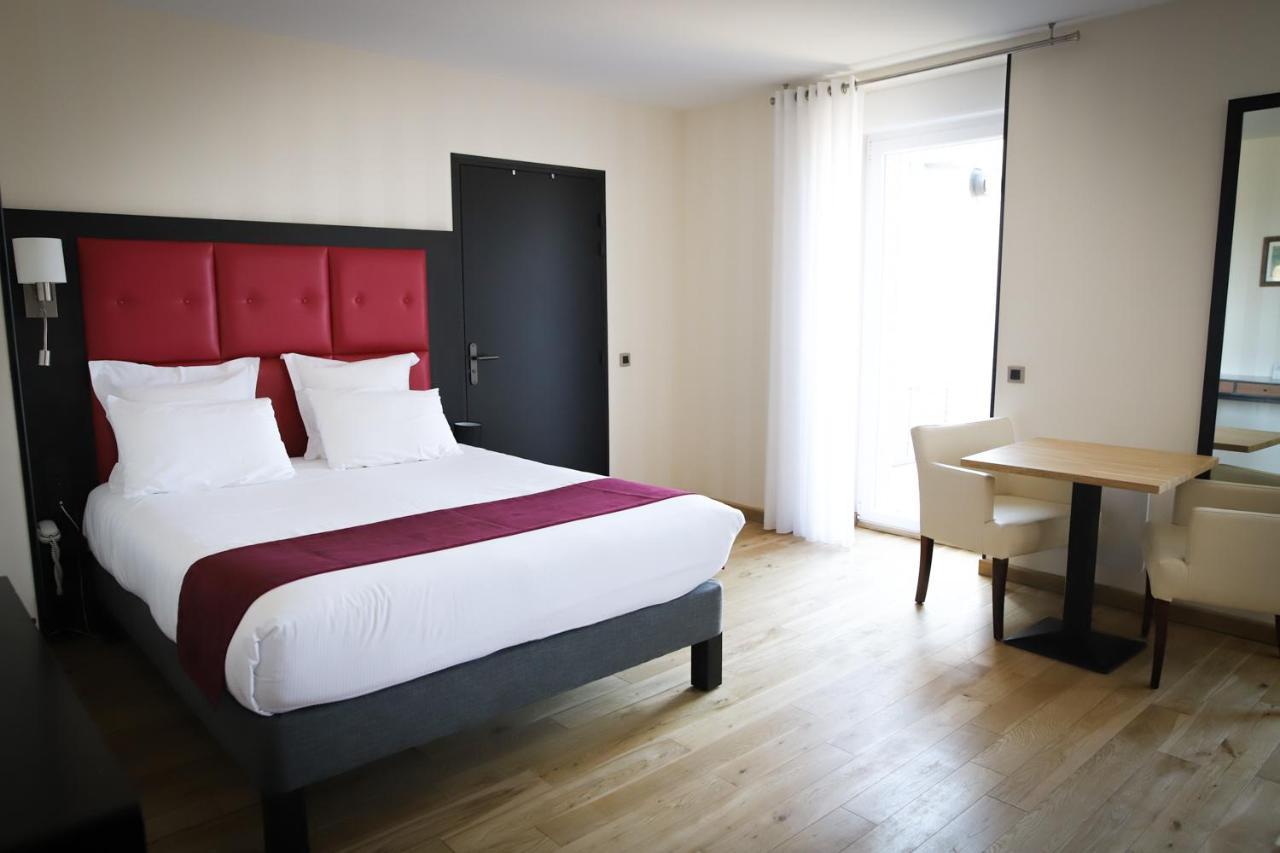Logis Hotel Saint Guirec Et De La Plage Perros-Guirec Exterior photo