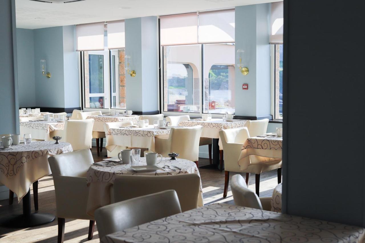 Logis Hotel Saint Guirec Et De La Plage Perros-Guirec Exterior photo